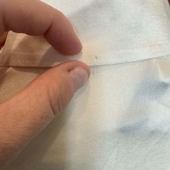 Intermix Silk Button Down Blouse Size 2 Ivory Ecru Small Flaws - Picture 6 of 12